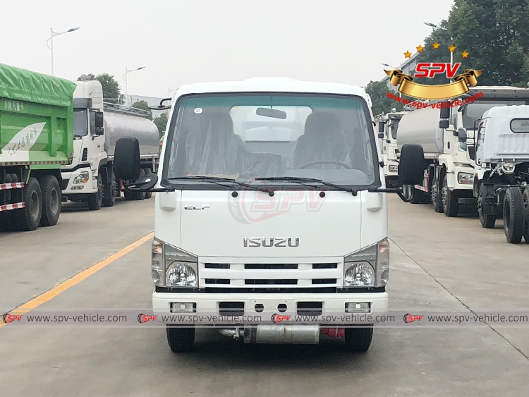 2,000 litres Mini Fuel Bowser ISUZU - F